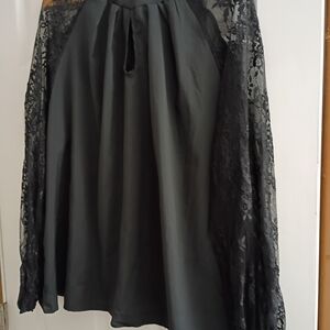 Women's XXXL Black Lace Sleeve Top